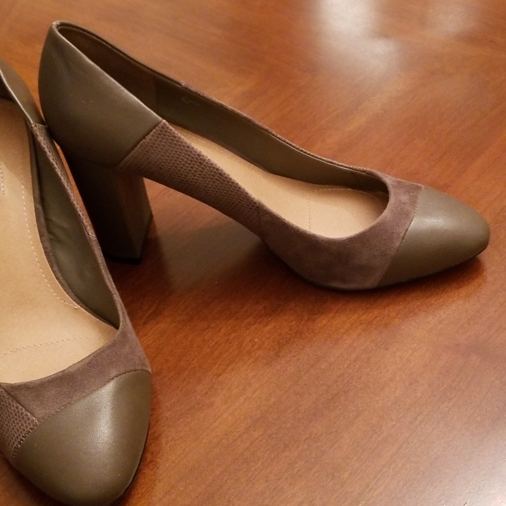 New Tahari shoes